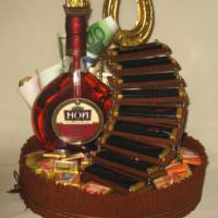 Cognac med søtsaker som gave til en mann