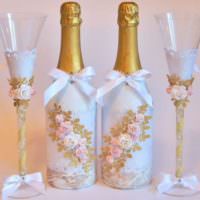 DIY voluminösa blommor på champagneflaskor