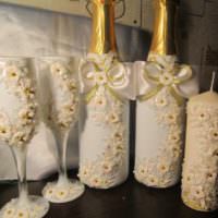 Štukové dekorace ve výzdobě svatebního šampaňského
