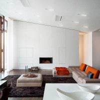 Lys stue i stil med minimalisme