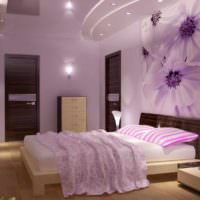 esimerkki vaalean tyylisestä seinäkoristeesta makuuhuoneen kuvassa