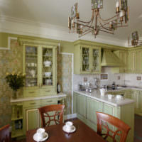Varma olivtoner i köket-vardagsrummet