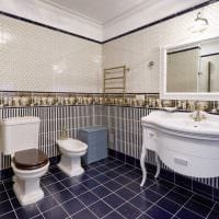 version af en smuk stil af et badeværelse i et billede i klassisk stil