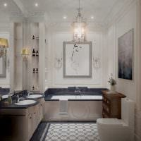 tanken om et lyst badeværelse i et billede i klassisk stil