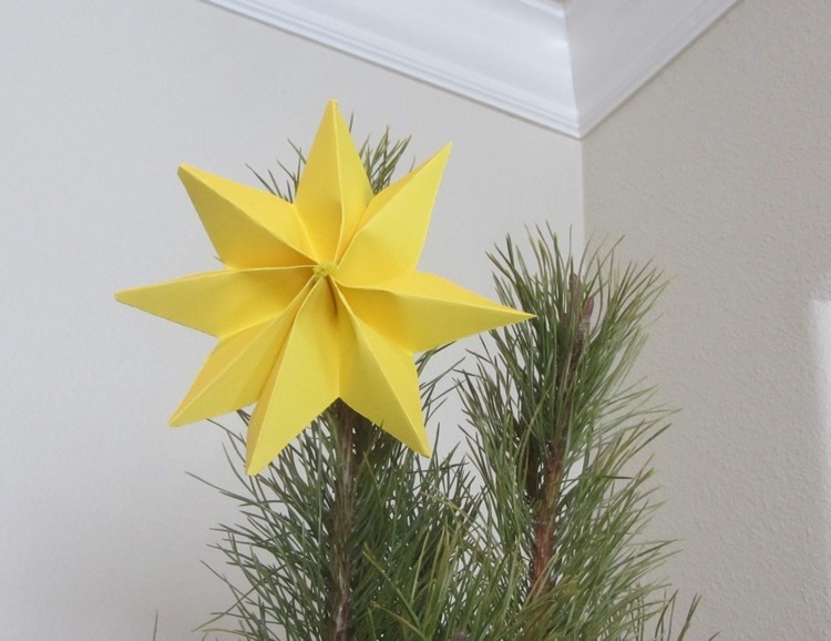 origami-stjerne-fold-jul-juletræ-top