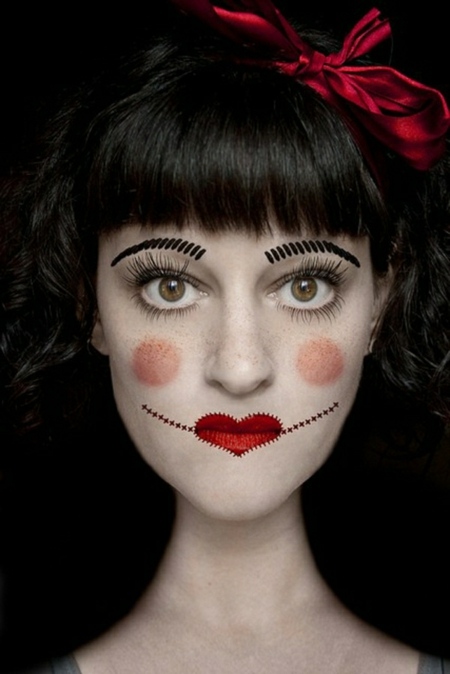 Halloween-Make-Up-Tips-Alice-in-Wonderland-Evil-Queen