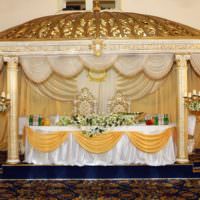 Dekorera ett bröllopsbord i orientalisk stil