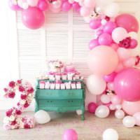 Pink Balloon Garland