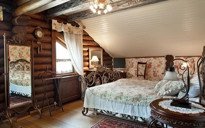 hálószoba egy fából készült vidéki házban