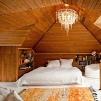soveværelse i et træhus er rummeligt