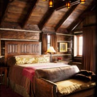спалня в дървена къща в селски стил