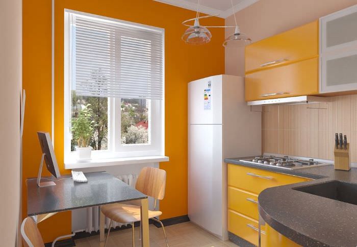 Interiér kuchyne v oranžovej farbe