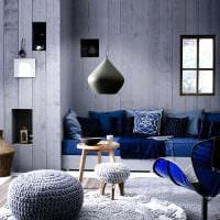 kombinasjon av lysegrå i interiøret i stuen