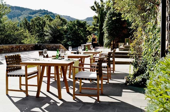 Havesiddepladser-mod-udemøbler-stole-Canatex-stof-sæde-udendørsbord