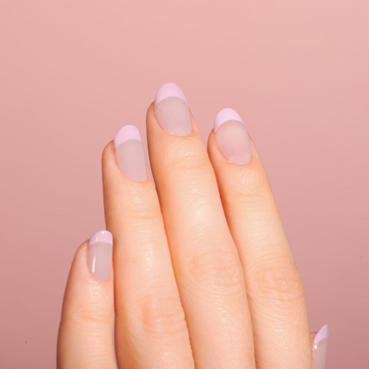 korte negle maler simpelthen pastelfarvede sømspidser Pastel French Nails