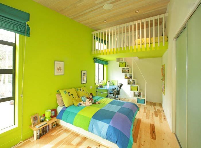 Dizajn detskej spálne so svetlo zelenými stenami
