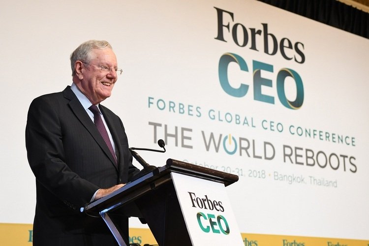 forbes global konference i 2018 med formand steve forbes