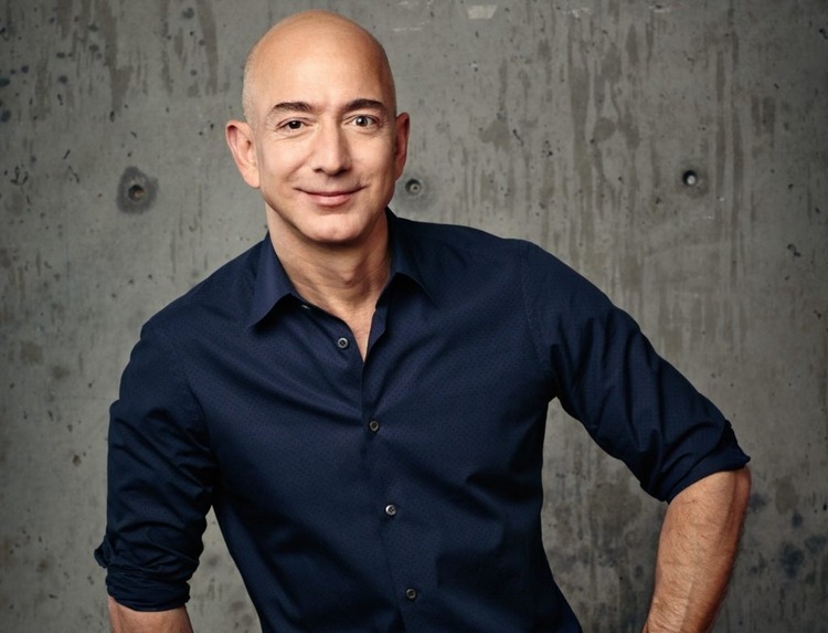 verdens rigeste mennesker grundlægger af amazon jeff bezos milliardær med verdens største formue