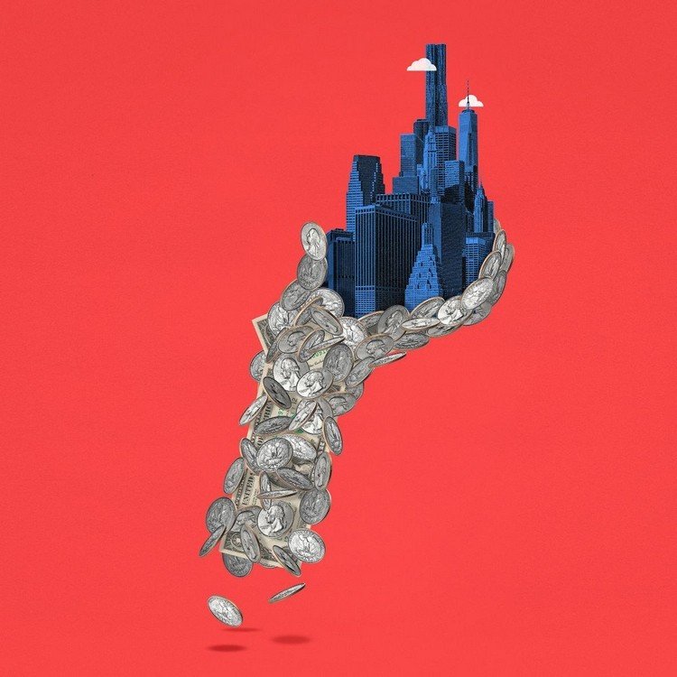 Kapitalisme afbildet som en amerikansk by med skyskrabere i en hånd lavet af penge