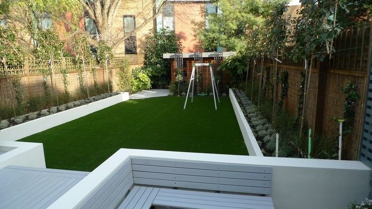 terrasse-have-design-minimalistisk-græsplæne-gynge