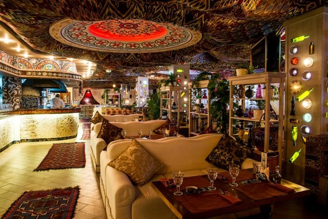 restaurant lounge design eksotisk orient atmosfære