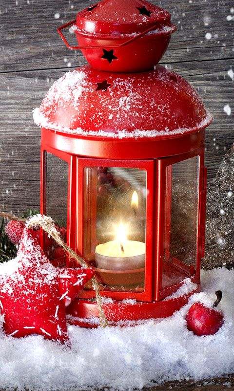 juledekorationsideer udenfor stearinlys lantern lanterne rød