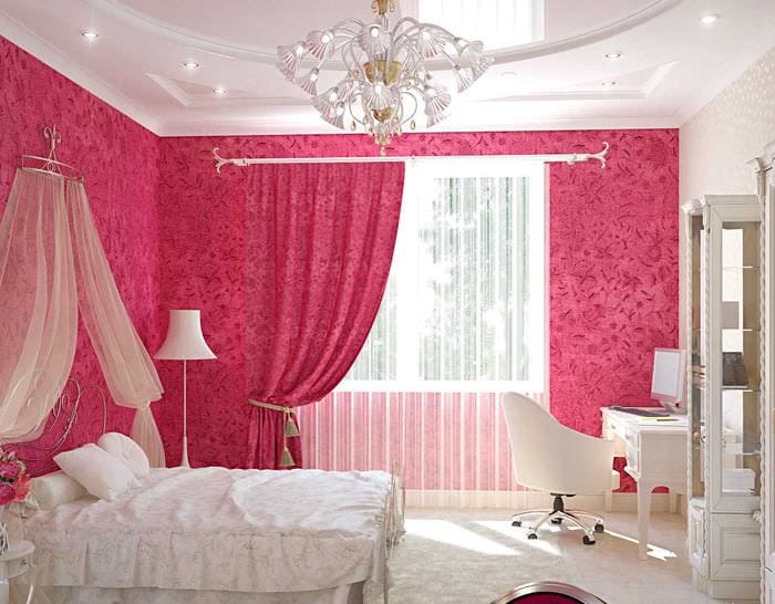 идеята за прилагане на розово в необичаен интериор на стаята