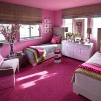 пример за използването на розово в красива дизайнерска снимка на апартамент