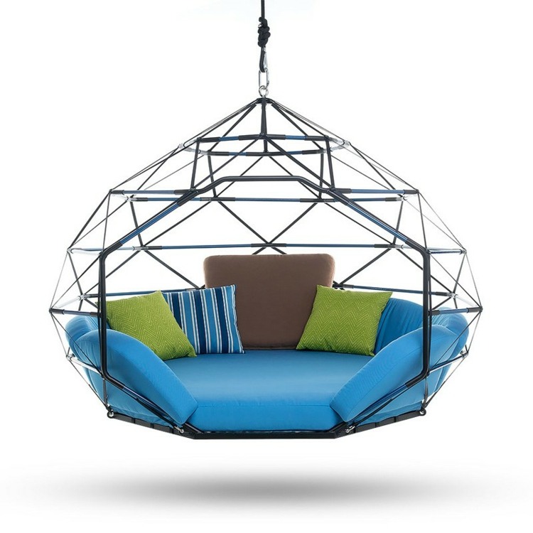 design abstrakt swing havemøbler polstring blå kastepuder grønne beige striber
