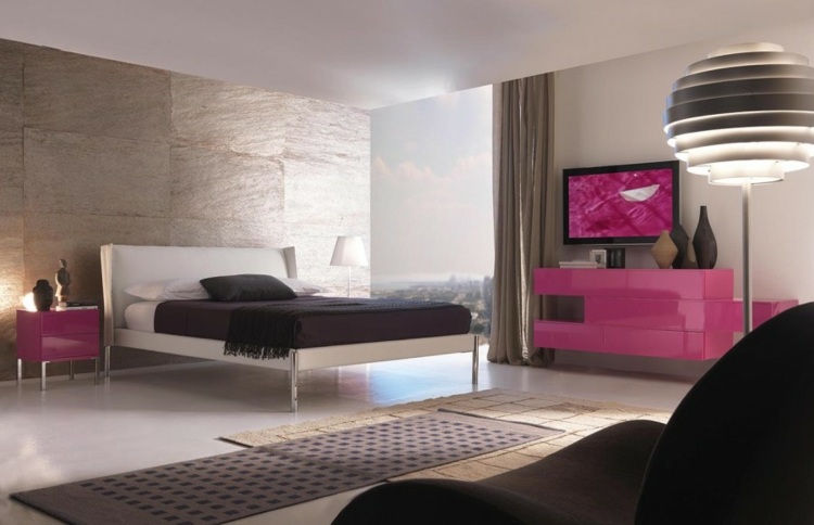 Soveværelse ideer vægbeklædning fliser moderne højglans pink kommode
