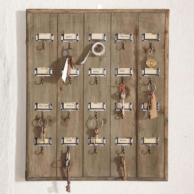 DIY nøglebræt gør dig selv nøgleholder nøglering nøglering hotel ligner inspiration