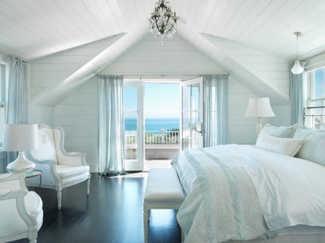 soveværelse-strand-stil-solbeskyttelse-gardiner-elegant-flydende-stof