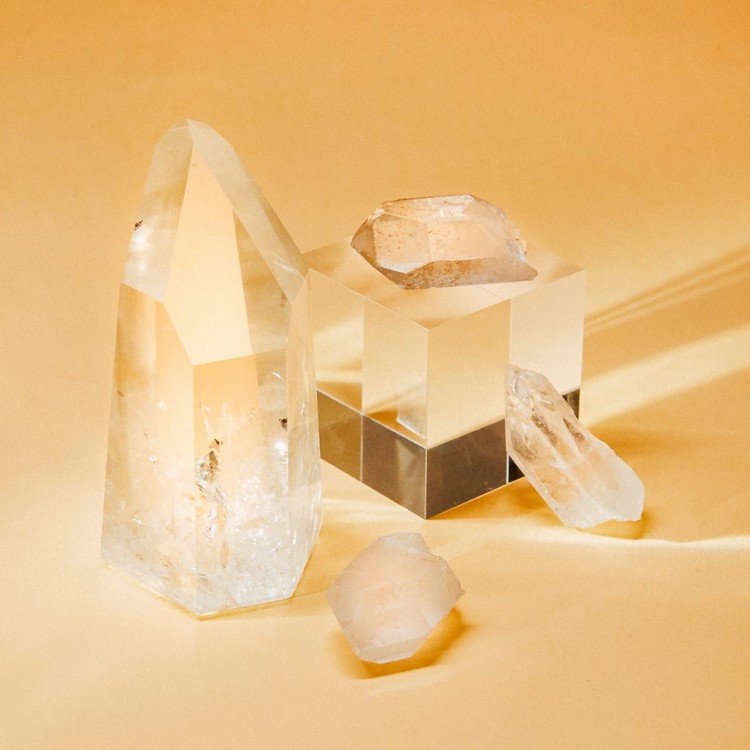 Beskyttende krystaller og deres virkning Kvarts gennemsigtig
