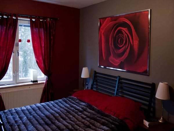 Rote-Vorhänge-für-Schlafzimmer