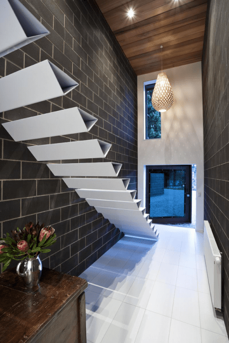 дизайн на стълбище в коридора