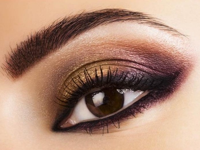 smokey-eyes-in-warm-brown-and-gold-toner-christmas-make-up