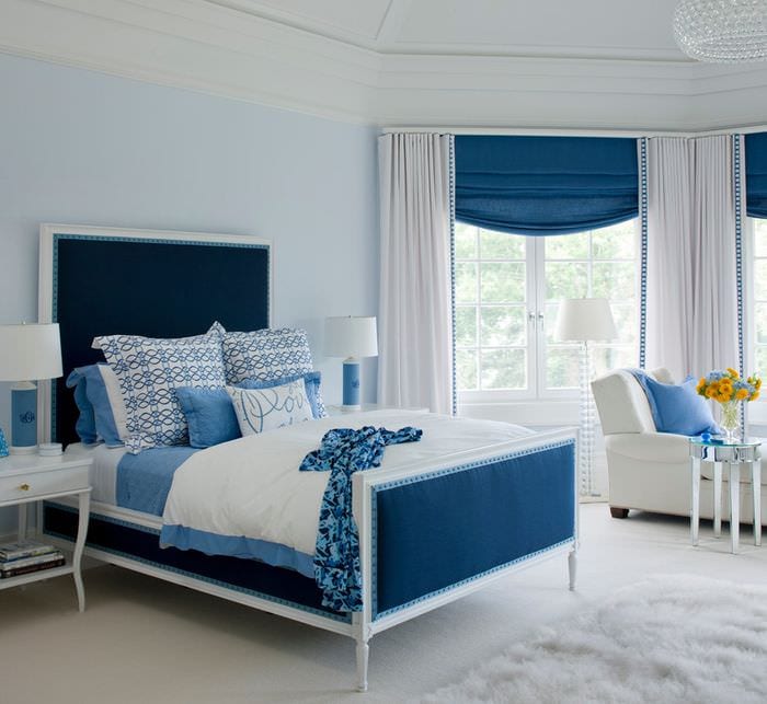 možnosť použitia neobvyklej modrej farby v dizajne bytu