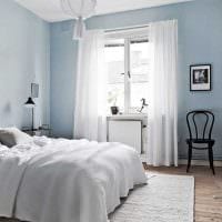 možnosť použitia neobvyklej modrej farby v dizajne fotografie domu