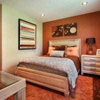 kombinasjon av lys oransje i stil med en leilighet med andre farger på bildet