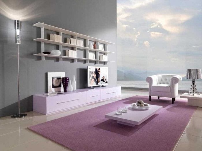 fényes rózsaszín kombinációja egy lakás stílusában más színekkel