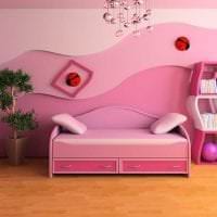 világos rózsaszín kombinációja a lakás kialakításában a fénykép más színeivel