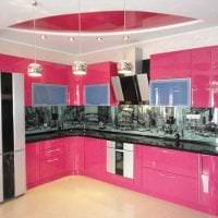 kombinációja sötét rózsaszín konyha design más színek kép