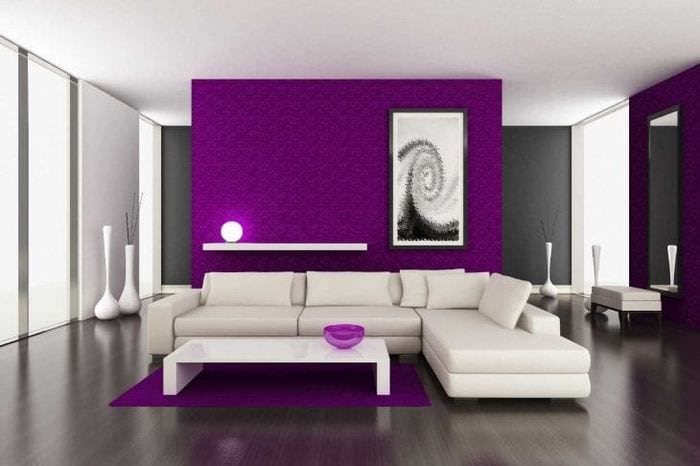 kombinace lila barvy ve výzdobě bytu