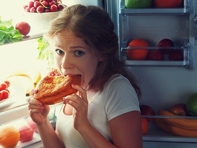 Sen middag og større snacks forstyrrer fedtstofskiftet og kroppens biorytme