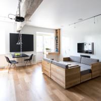 Комбинирани мебели в градски апартамент
