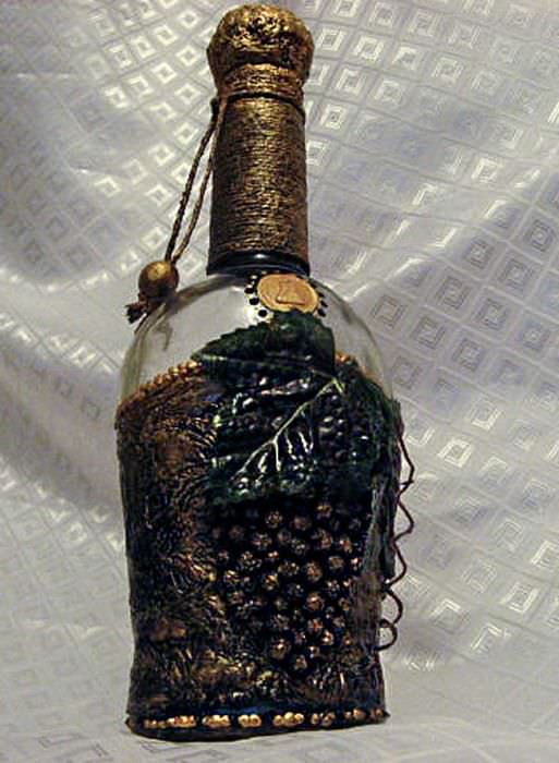 ideen om vakker dekorasjon av glassflasker med hyssing