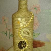 ideen om vakker dekorasjon av flasker med hyssingfoto