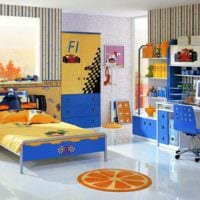 Kinderzimmer für einen Jungen praktisches Design