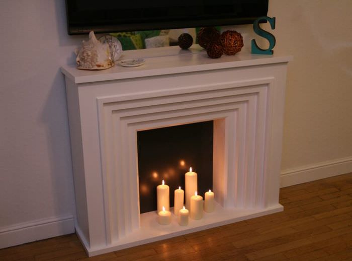 Декоративна камина „направи си сам“ с парафинови свещи