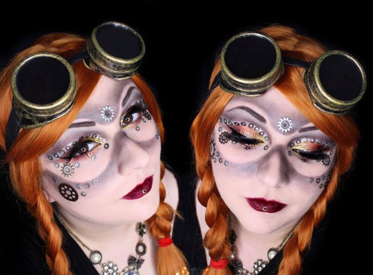 Steampunk -kvinder finder på ideer til Mardi Gras og Mardi Gras